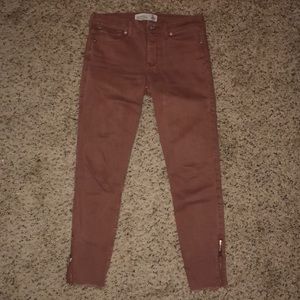Abercrombie & Fitch “Ankle Jean”
